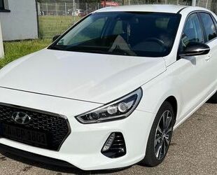 Hyundai Hyundai i30 1.4 T-GDI Intro Inspektion NEU Gebrauchtwagen