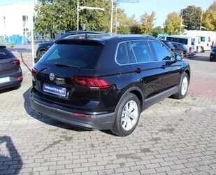 VW Volkswagen Tiguan Highline 1.5 TSI LED+NAVI+DSG+AR Gebrauchtwagen