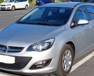 Opel Opel Astra Sports Tou. 1.6 ECOTEC DI Turbo Edt. S/ Gebrauchtwagen