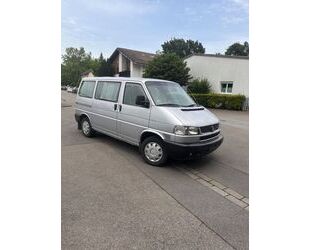 VW Volkswagen T4 2.5 TDI 8Sitzer Klima Grüne Plakete Gebrauchtwagen