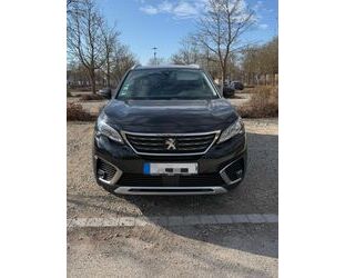 Peugeot Peugeot 5008 PureTech 180 EAT8 1. Hand Gebrauchtwagen