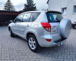 Toyota Toyota RAV 4 2.2-l-D-CAT 4x4 Sol Gebrauchtwagen