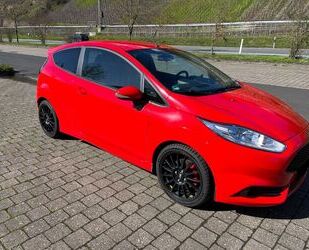 Ford Ford Fiesta 1,6 EcoBoost ST Leder-Sport-Paket ST . Gebrauchtwagen