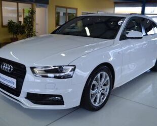 Audi Audi A4 Avant S line Sportpaket / Plus XENON / NAV Gebrauchtwagen