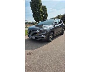 Hyundai Hyundai TUCSON 2.0 CRDi 135kW Premium 4WD Automati Gebrauchtwagen