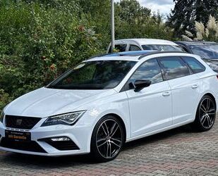 Seat Seat CUPRA+ LEON 300 4DRIVE *LED*VIRTUAL*PANO*KAME Gebrauchtwagen