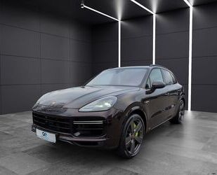 Porsche Porsche Cayenne Turbo S E-H*Nacht*Softcl*Keramik*3 Gebrauchtwagen