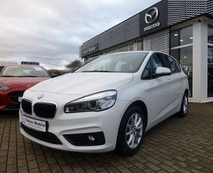 BMW BMW 220 Baureihe 2 Active Tourer 220 i *NAVI, PDC* Gebrauchtwagen