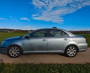 Toyota Toyota Avensis Executive 1.8-l-VVT-i Automatik Exe Gebrauchtwagen