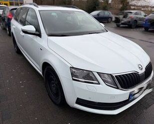 Skoda Skoda Octavia Combi Clever 2.0TDI Panorama. Stan Gebrauchtwagen