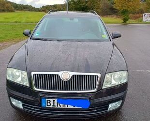 Skoda Skoda Octavia Combi 2.0 TDI PD DPF Elegance Elegan Gebrauchtwagen