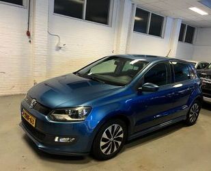 VW Volkswagen Polo 1.4 TDI BlueMotion 5-Doors Navi Cl Gebrauchtwagen