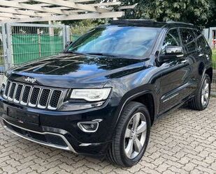 Jeep Jeep Grand Cherokee 3.0 CRD Overland *AHK*PANO*KAM Gebrauchtwagen