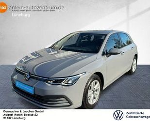 VW Volkswagen Golf VIII 1.5 TSI Life Alu LED AHK Navi Gebrauchtwagen