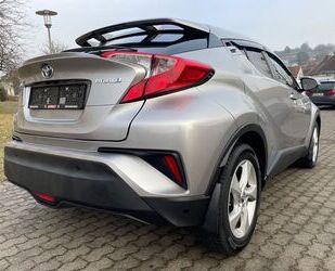 Toyota Toyota C-HR 1.8-l-VVTi Hybrid Flow Flow Gebrauchtwagen