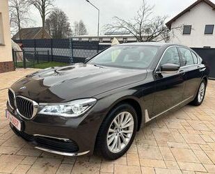 BMW BMW 740 e IPerformance+Leder+Navi+SSD+HuD+Gestik+S Gebrauchtwagen