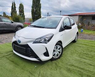 Toyota Toyota Yaris Hybrid 1,5 Navi Kamera Gebrauchtwagen