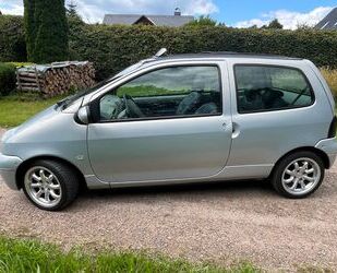 Renault Renault Twingo Initiale 1.2 16V Initiale TÜV neu Gebrauchtwagen