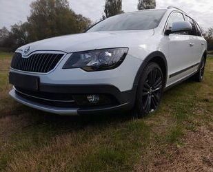 Skoda Skoda Superb 2.0 TDI 125kW Green tec Elegance Comb Gebrauchtwagen