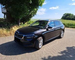 Skoda Skoda Kamiq 1.5 TSI AHK+NAVI+LED+KAMERA+SHZ Gebrauchtwagen