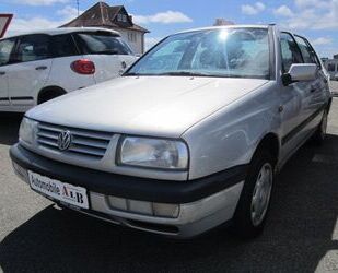 VW Volkswagen Vento Limo 1.8 GLX *1.HAND*AHK*GLASSCHI Gebrauchtwagen