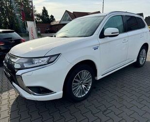 Mitsubishi Mitsubishi Outlander 2,4 4WD PHEV Spirit LED,KAMER Gebrauchtwagen