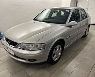 Opel Opel Vectra B 1.8 16V Comfort Gebrauchtwagen