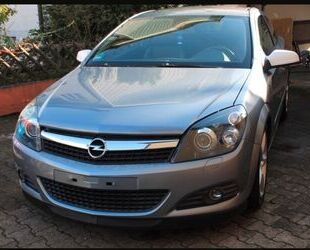 Opel Opel Astra GTC 1.8 ECOTEC Sport Sport Gebrauchtwagen