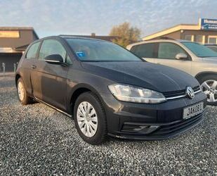 VW Volkswagen Golf VII Klima Tempomat 1. Hand MFA Gar Gebrauchtwagen