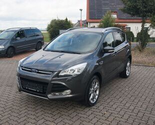 Ford Ford Kuga Titanium ACC Bi Xenon RFK Teilleder Euro Gebrauchtwagen