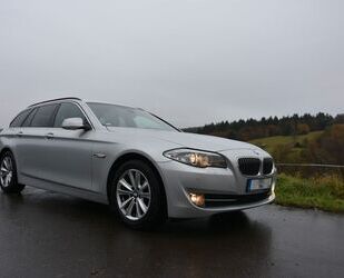 BMW BMW 520d Touring GrosseNavi Pano Scheckheftgepfle Gebrauchtwagen