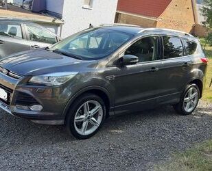 Ford Ford Kuga 2,0 TDCi 4x4 132kW Individual,Standheizu Gebrauchtwagen