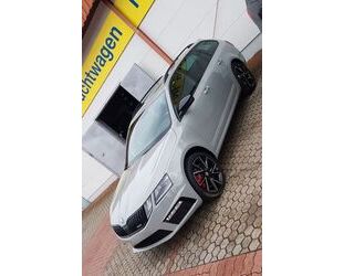 Skoda Skoda Octavia 2.0 TSI DSG RS 245 Combi RS Pano/Sou Gebrauchtwagen