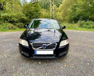 Volvo Volvo V70 D2 Powershift Momentum AHK Gebrauchtwagen