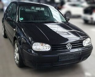 VW Volkswagen Golf 1.6 Basis Variant Gebrauchtwagen