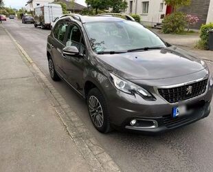 Peugeot Peugeot 2008 Signature PureTech 82 Signature Gebrauchtwagen