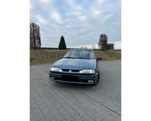 Renault Renault R 19 RT 1.8 RT Gebrauchtwagen