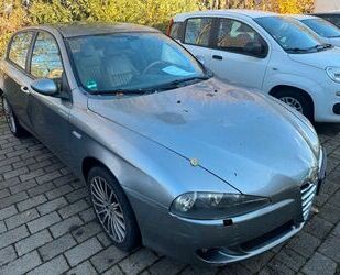 Alfa Romeo Alfa Romeo 147 1.6 TS 16V Distinctive Gebrauchtwagen