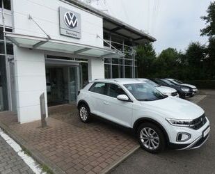 VW Volkswagen T-Roc Style 1.5 TSI DSG IQ.Light Navi Gebrauchtwagen