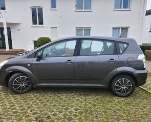 Toyota Toyota Corolla Verso 2.2-l-D-4D - Gebrauchtwagen