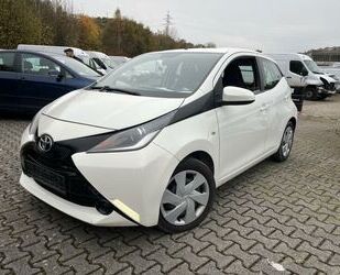 Toyota Toyota Aygo 1,0-l-VVT-i x-play Gebrauchtwagen