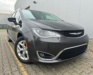 Chrysler Chrysler Pacifica 3,6 LPG Gas Leder Kamera 7Sitze Gebrauchtwagen