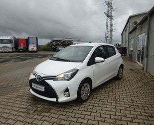 Toyota Toyota Yaris/LKW ZULASSUNG/NAVI/KAMERA/KLIMA Gebrauchtwagen