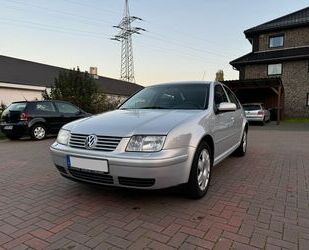 VW Volkswagen Bora 1.6 Highline TÜV Neu 09/2026 Gebrauchtwagen