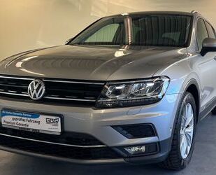 VW Volkswagen Tiguan Highline AUTOMATIK+KAMERA+NAVI Gebrauchtwagen