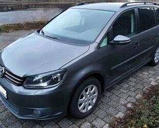 VW Volkswagen Touran Trendline BMT/NAVI/BLUETOOTH/KAM Gebrauchtwagen