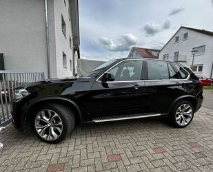 BMW BMW X5 xDrive30d schwarz Kamera Head Up usw Gebrauchtwagen