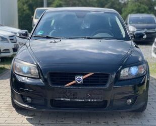 Volvo Volvo C30 2.0 D Momentum 136PS Klimaanlage Xenon Gebrauchtwagen