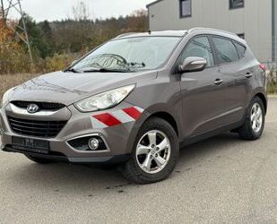 Hyundai Hyundai ix35 5 Star Edition AWD*Leder*AHK*Klima*SH Gebrauchtwagen