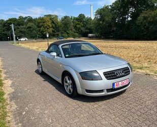 Audi Audi TT Roadster 1.8 T *Leder*ALU* Gebrauchtwagen